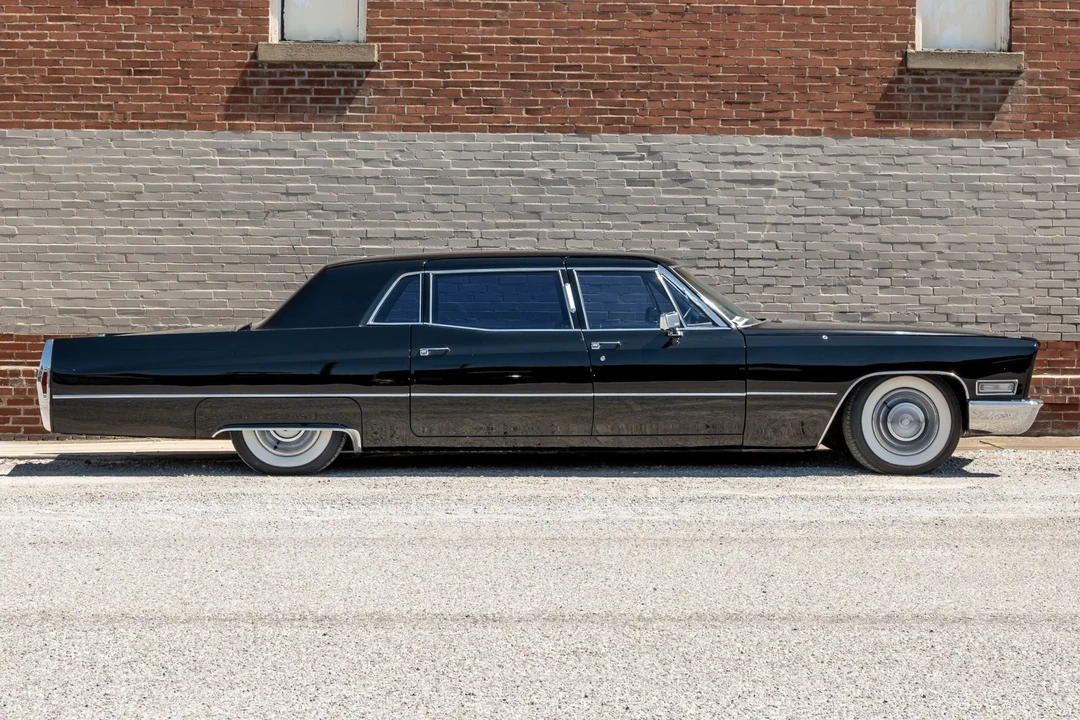 1968 Cadillac Series 70 & 75 - Image 5 of 31