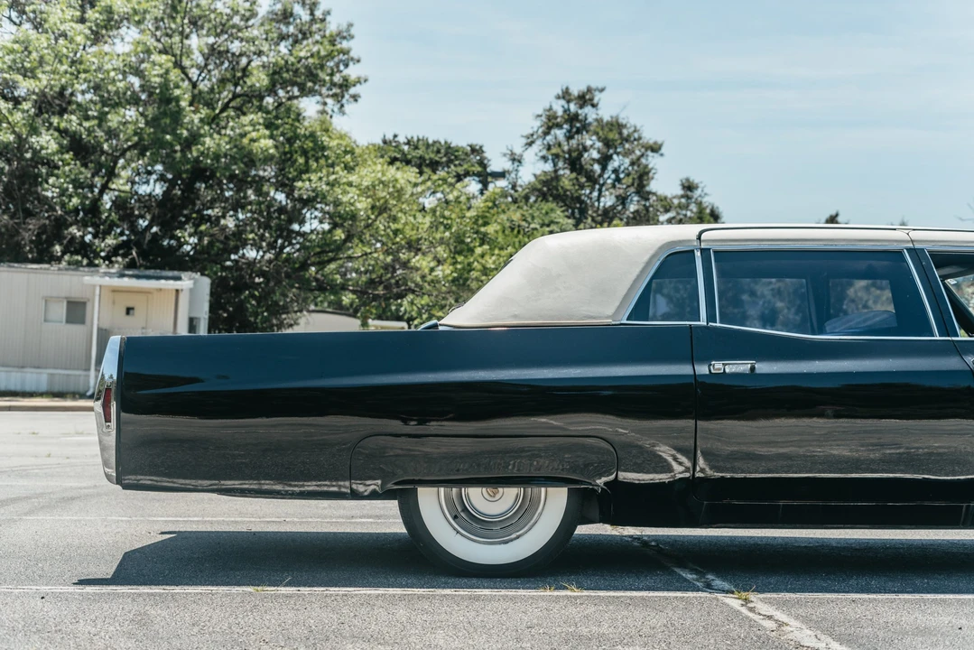 1968 Cadillac Series 70 & 75 - Image 25 of 31