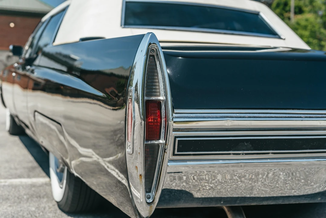 1968 Cadillac Series 70 & 75 - Image 30 of 31