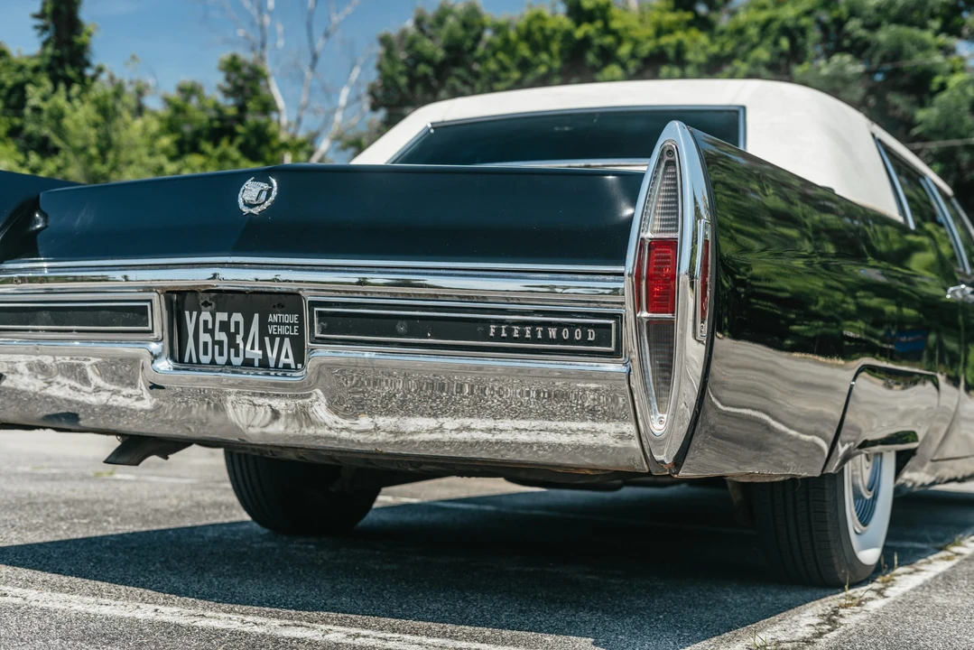 1968 Cadillac Series 70 & 75 - Image 28 of 31