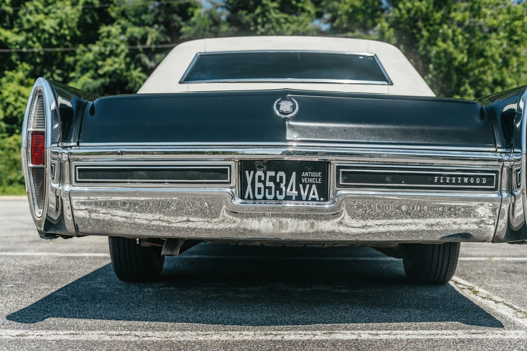1968 Cadillac Series 70 & 75 - Image 27 of 31