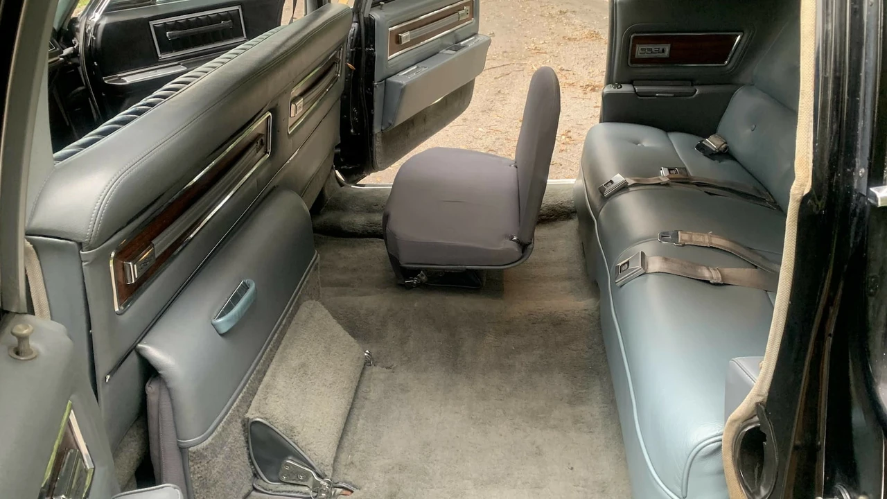 1968 Cadillac Series 70 & 75 - Image 6 of 31