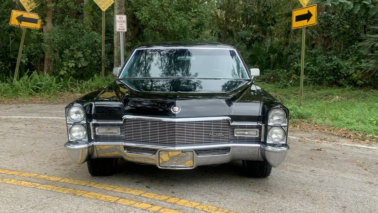 1968 Cadillac Series 70 & 75 - Image 16 of 31