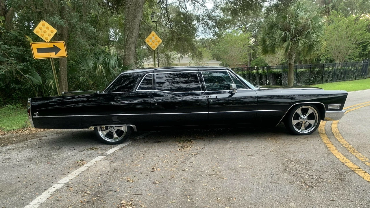 1968 Cadillac Series 70 & 75 - Image 19 of 31
