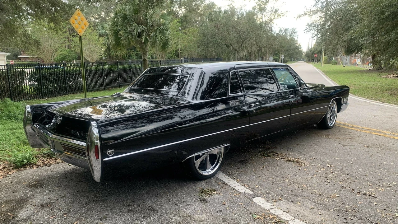1968 Cadillac Series 70 & 75 - Image 20 of 31