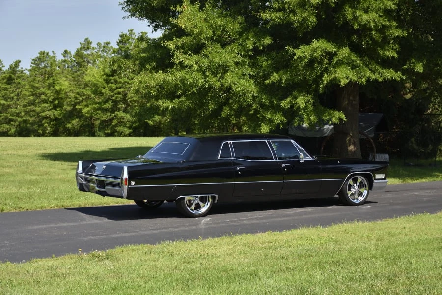 1968 Cadillac Series 70 & 75 - Image 14 of 31