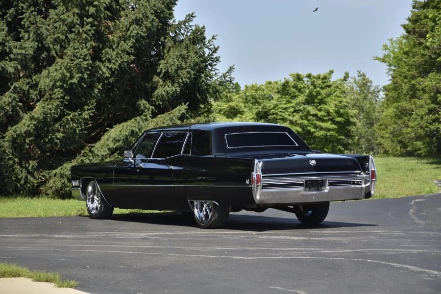 1968 Cadillac Series 70 & 75 - Image 9 of 31