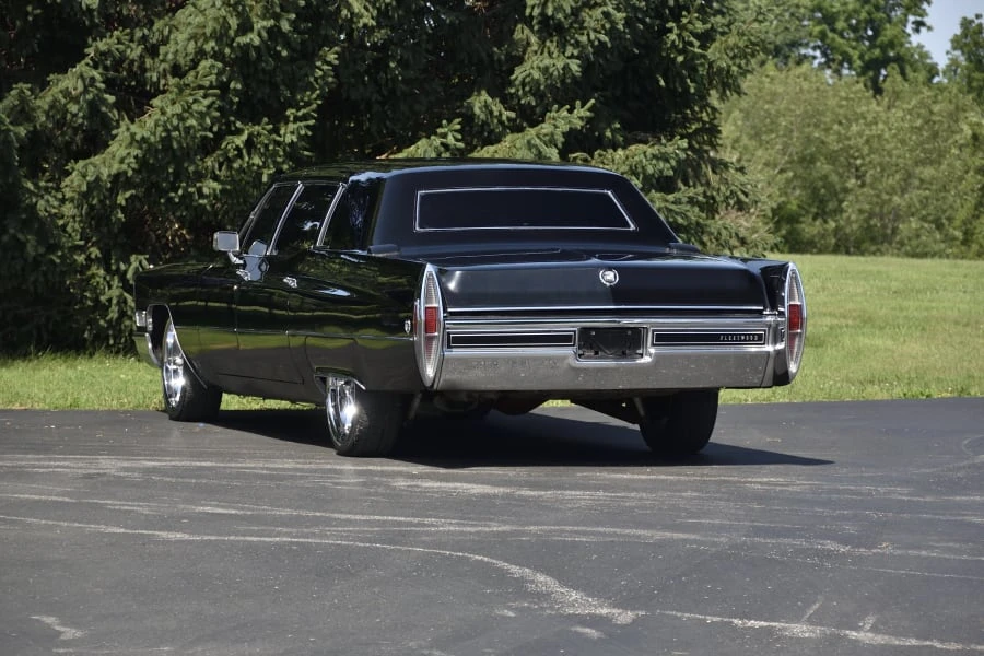 1968 Cadillac Series 70 & 75 - Image 11 of 31