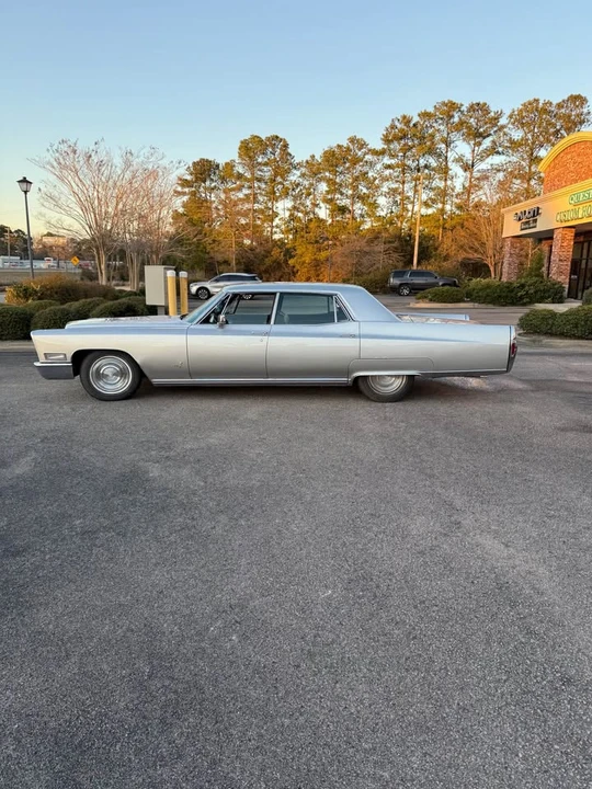 1968 Cadillac Sixty Special - Image 4 of 11