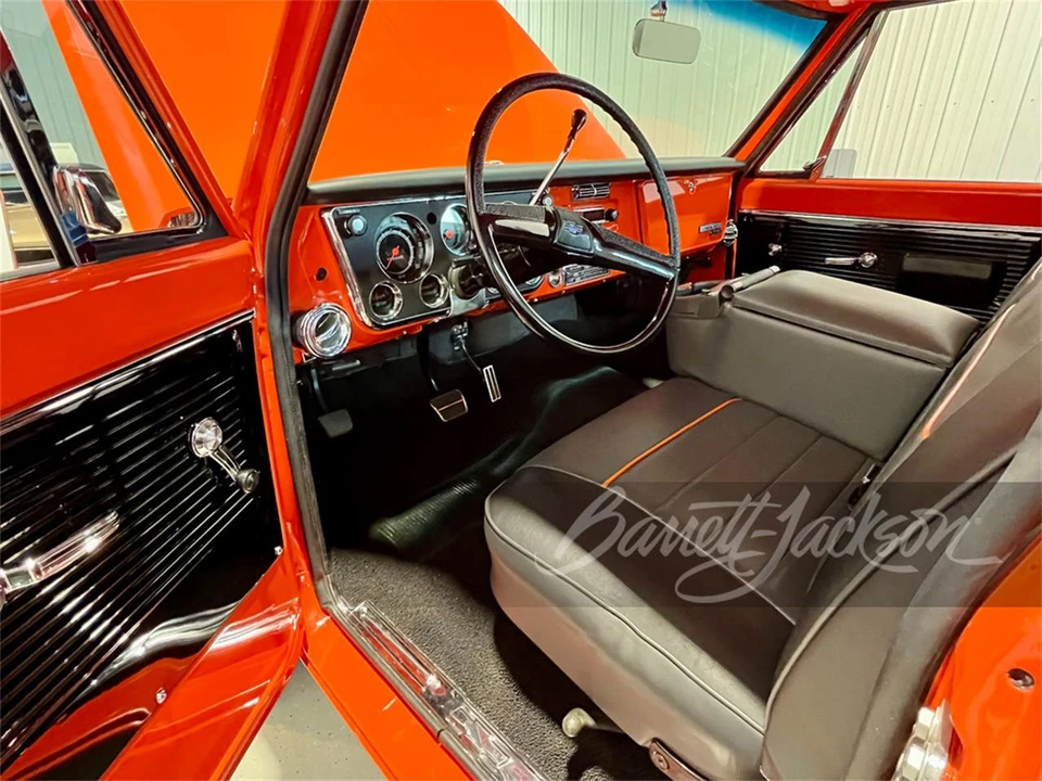 1968 Chevrolet K5 Blazer - Image 4 of 5