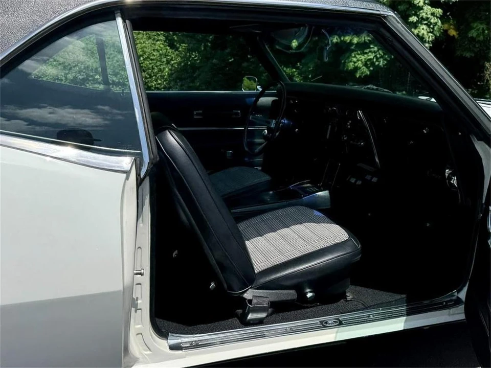 1968 Chevrolet Camaro SS 1st Gen - Image 24 of 31