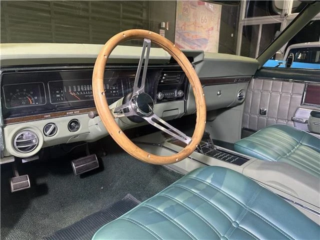 1968 Chevrolet Caprice - Image 19 of 21