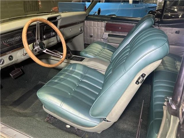 1968 Chevrolet Caprice - Image 18 of 21