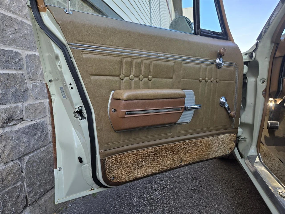 1968 Chevrolet Caprice - Image 16 of 31