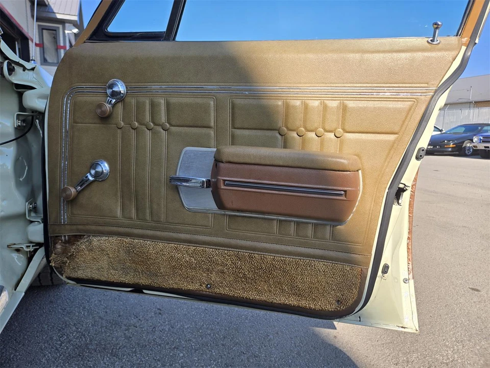 1968 Chevrolet Caprice - Image 26 of 31