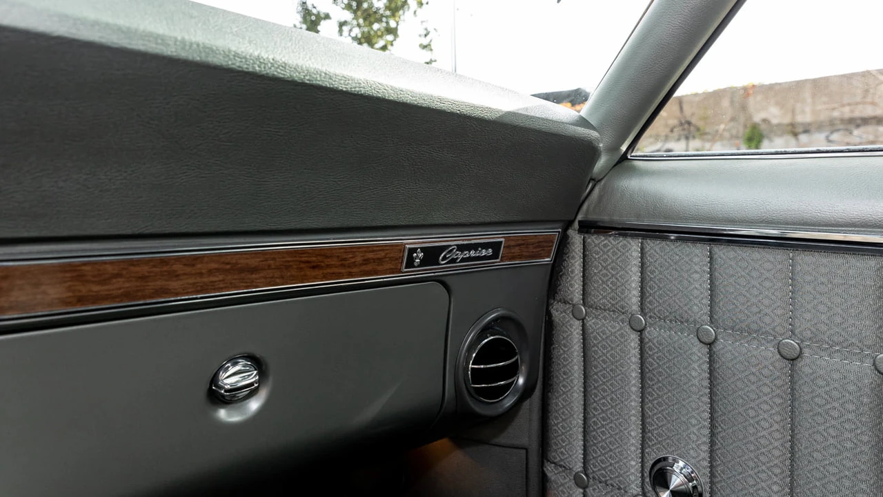 1968 Chevrolet Caprice - Image 24 of 31