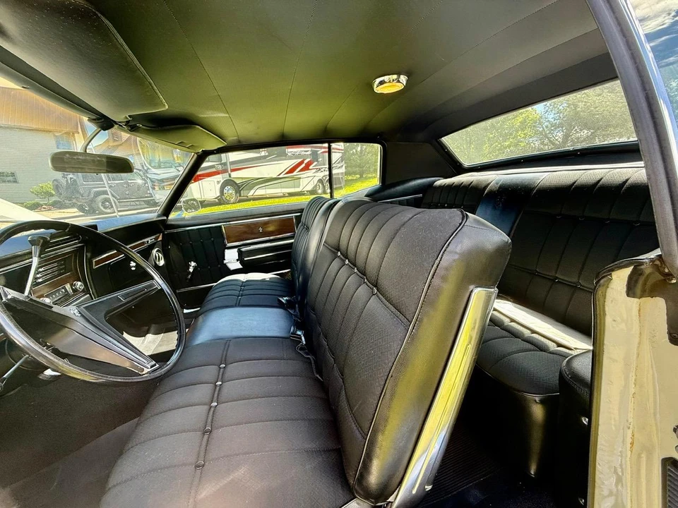 1968 Chevrolet Caprice - Image 20 of 25