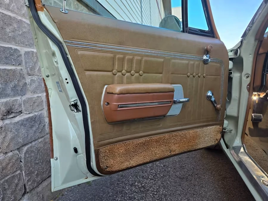 1968 Chevrolet Caprice - Image 17 of 31
