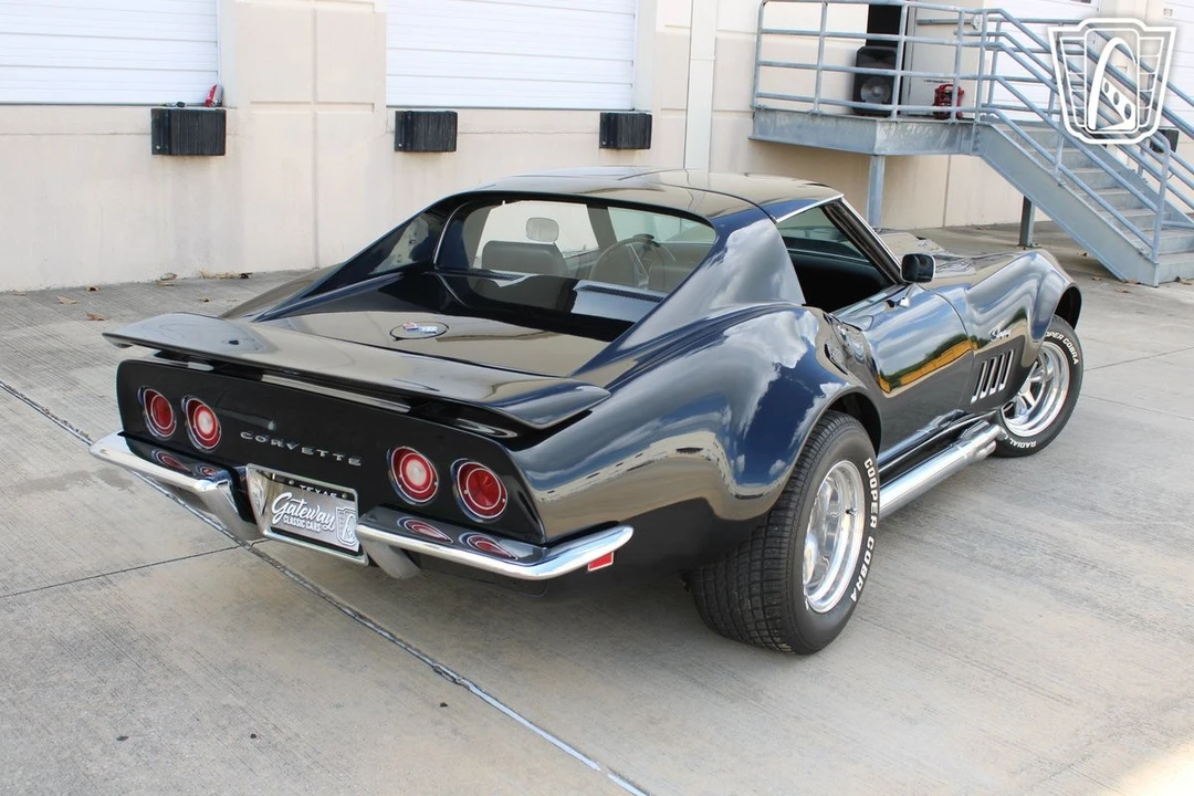 1968 Chevrolet Corvette C3 - Image 13 of 31