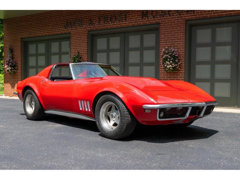 1968 Chevrolet Corvette C3 - Image 14 of 31