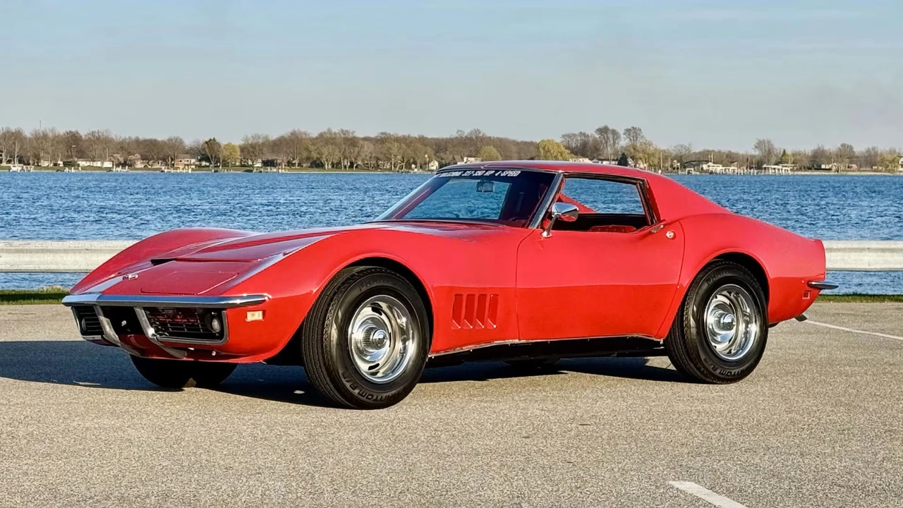 1968 Chevrolet Corvette C3 - Image 9 of 21
