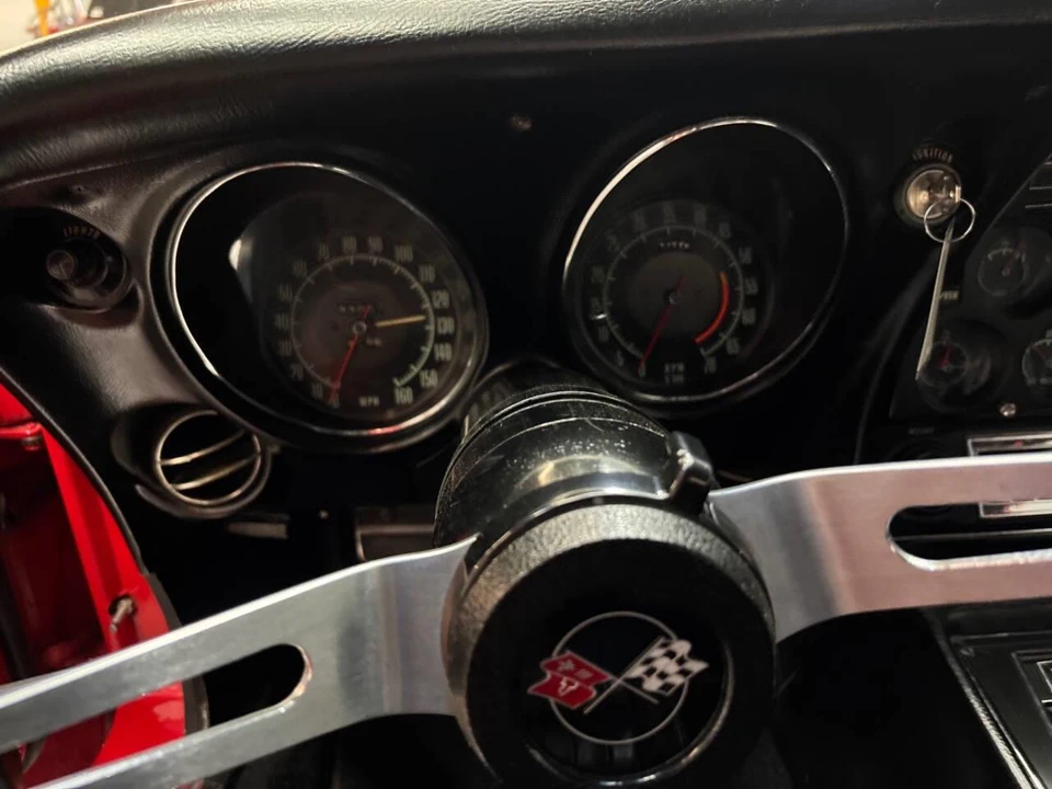 1968 Chevrolet Corvette C3 - Image 15 of 31