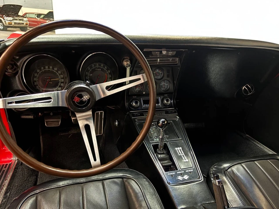 1968 Chevrolet Corvette C3 - Image 14 of 31