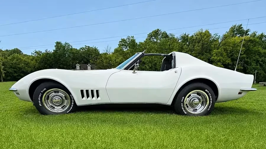 1968 Chevrolet Corvette C3 - Image 2 of 31