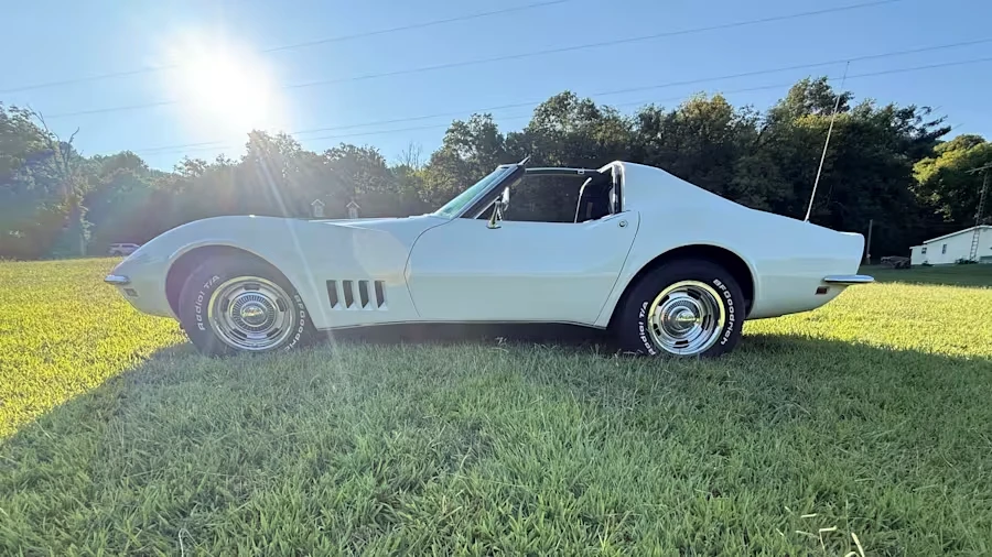 1968 Chevrolet Corvette C3 - Image 16 of 31