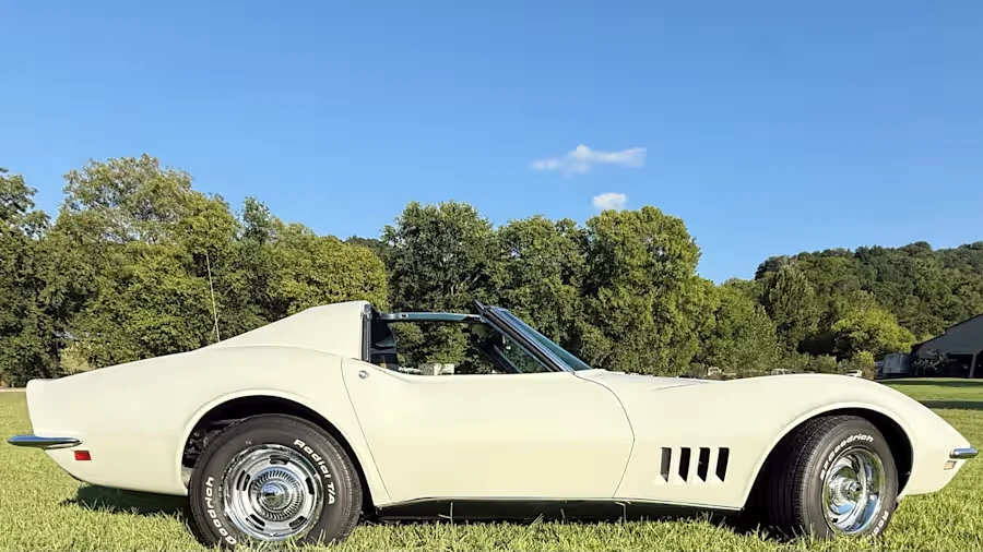 1968 Chevrolet Corvette C3 - Image 10 of 31