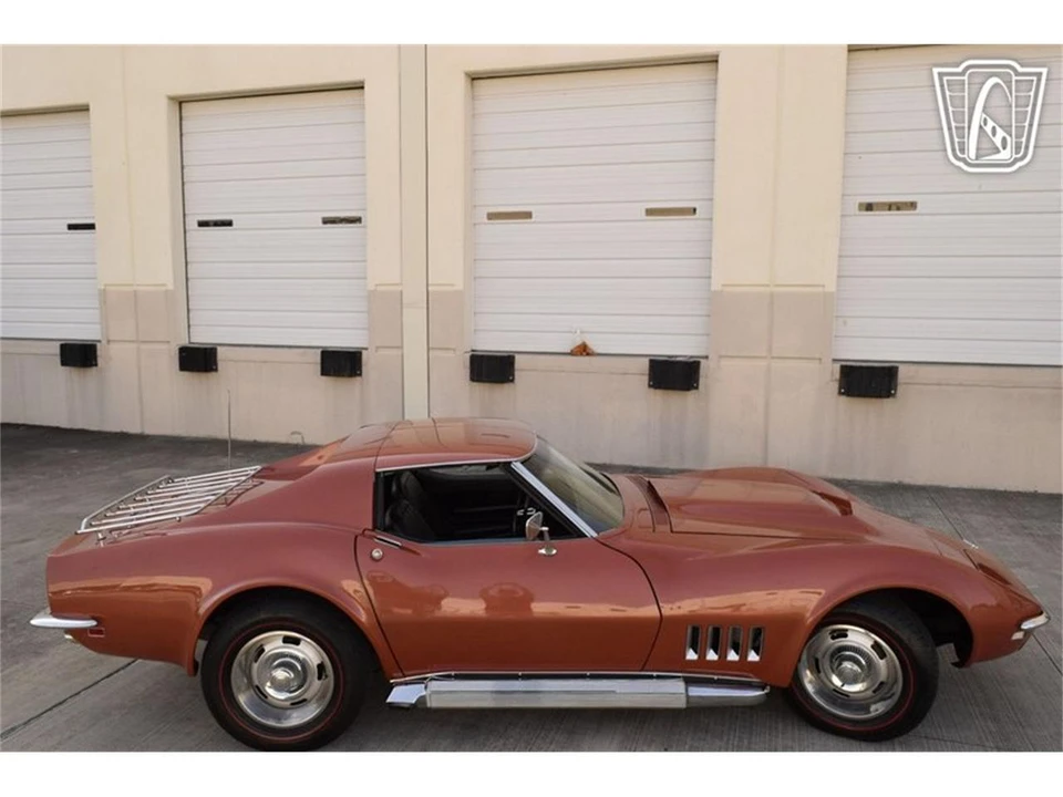 1968 Chevrolet Corvette C3 - Image 15 of 31