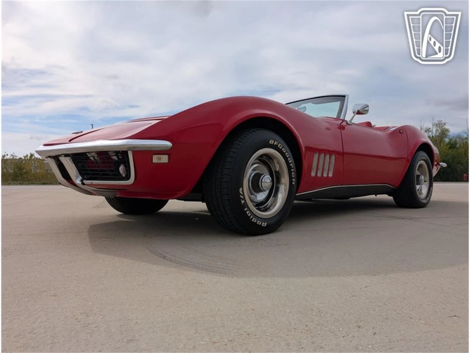 1968 Chevrolet Corvette C3 - Image 10 of 31