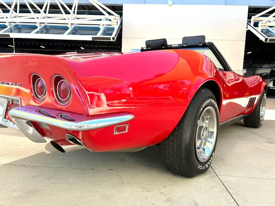1968 Chevrolet Corvette C3 - Image 15 of 31