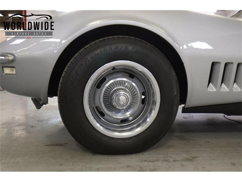 1968 Chevrolet Corvette C3 - Image 15 of 31