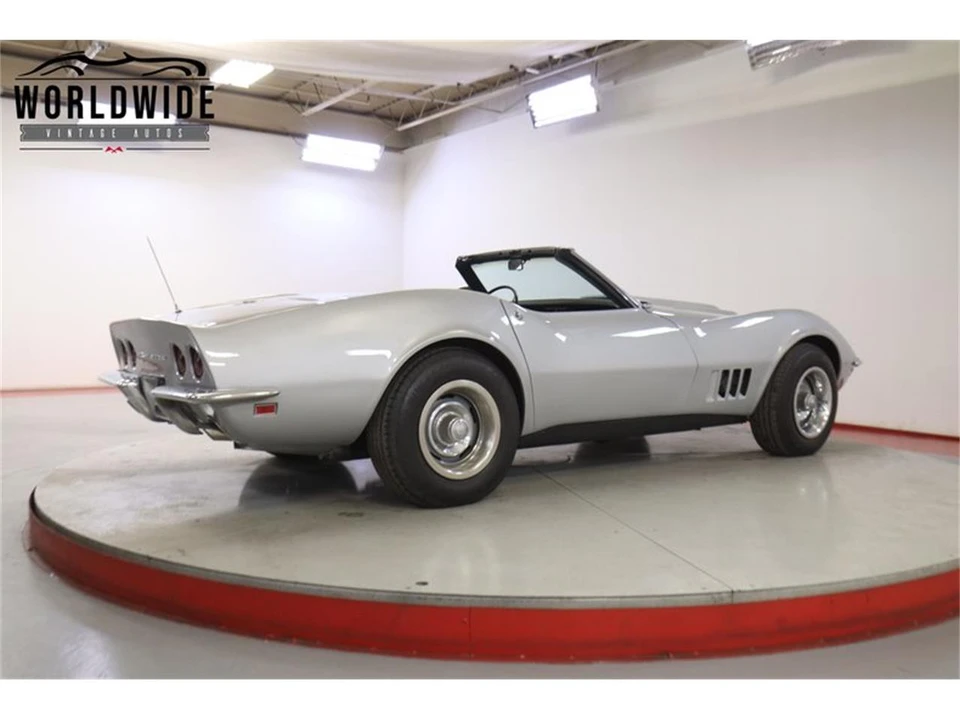 1968 Chevrolet Corvette C3 - Image 6 of 31