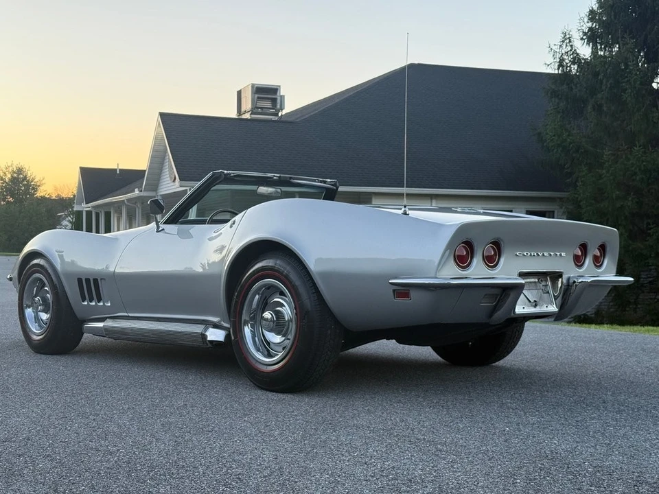 1968 Chevrolet Corvette C3 - Image 7 of 31