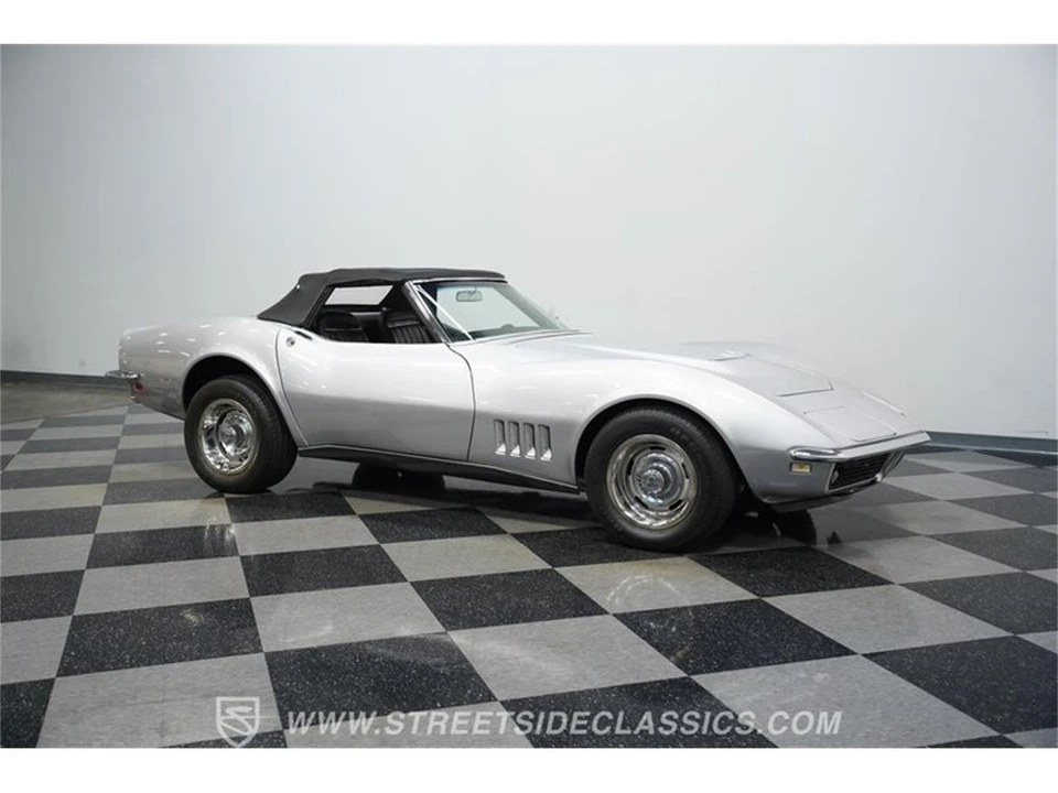 1968 Chevrolet Corvette C3 - Image 14 of 31