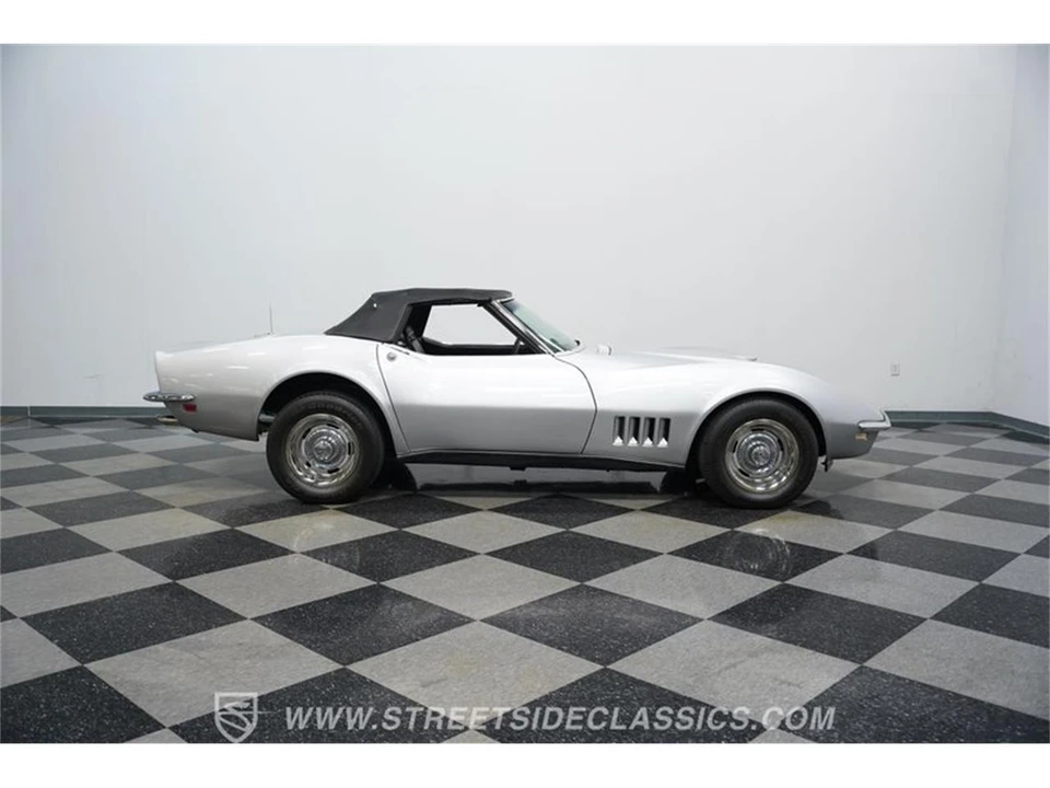 1968 Chevrolet Corvette C3 - Image 13 of 31