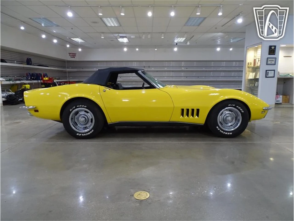 1968 Chevrolet Corvette C3 - Image 18 of 31