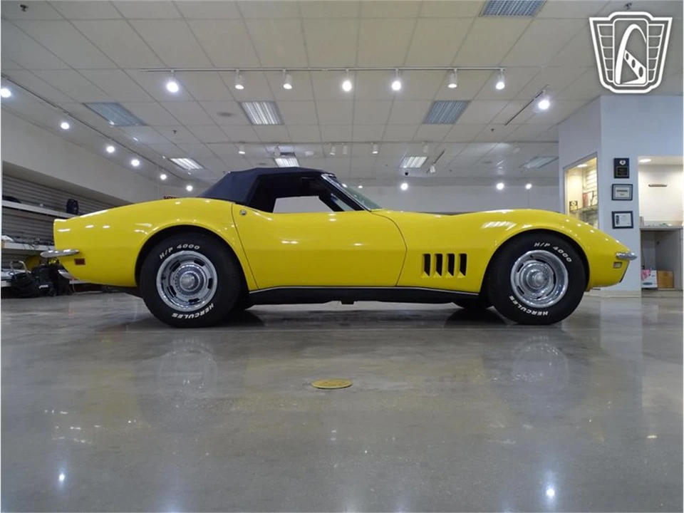 1968 Chevrolet Corvette C3 - Image 19 of 31