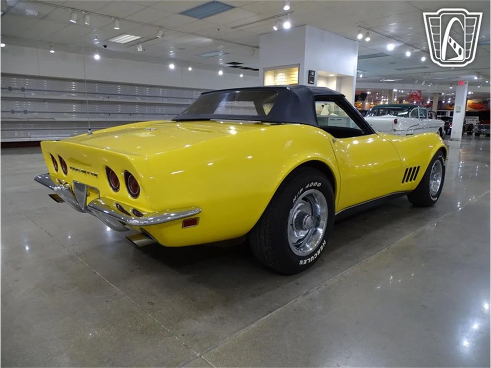 1968 Chevrolet Corvette C3 - Image 15 of 31