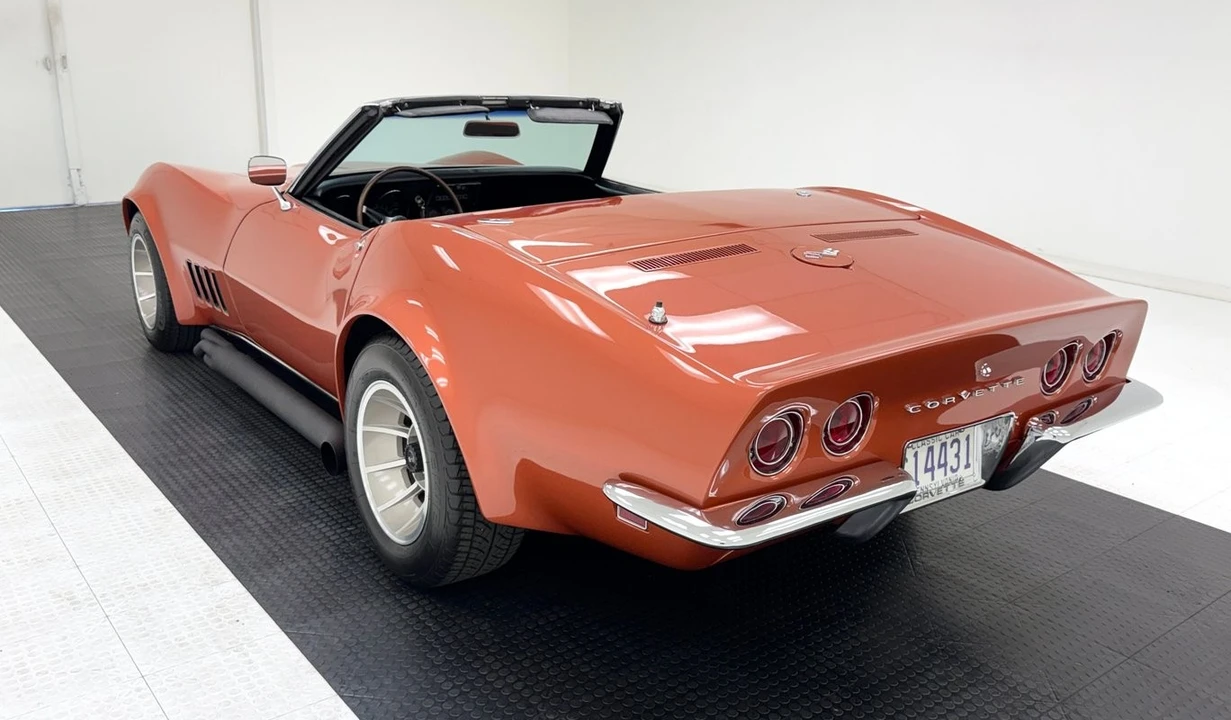 1968 Chevrolet Corvette C3 - Image 9 of 31