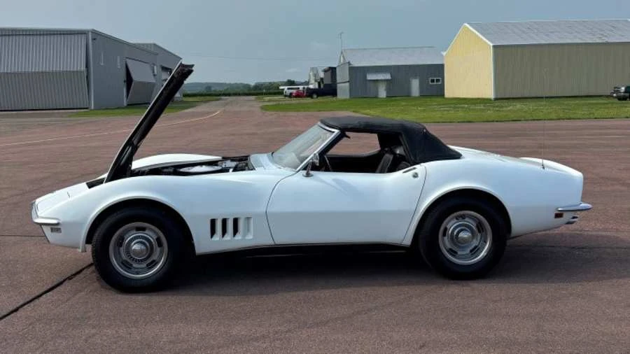 1968 Chevrolet Corvette C3 - Image 17 of 31