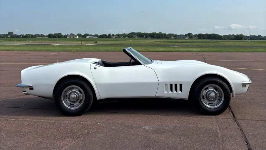 1968 Chevrolet Corvette C3 - Image 2 of 31