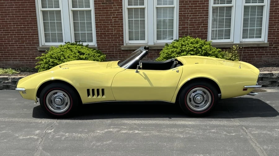 1968 Chevrolet Corvette C3 - Image 2 of 15