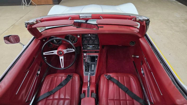 1968 Chevrolet Corvette C3 - Image 15 of 31