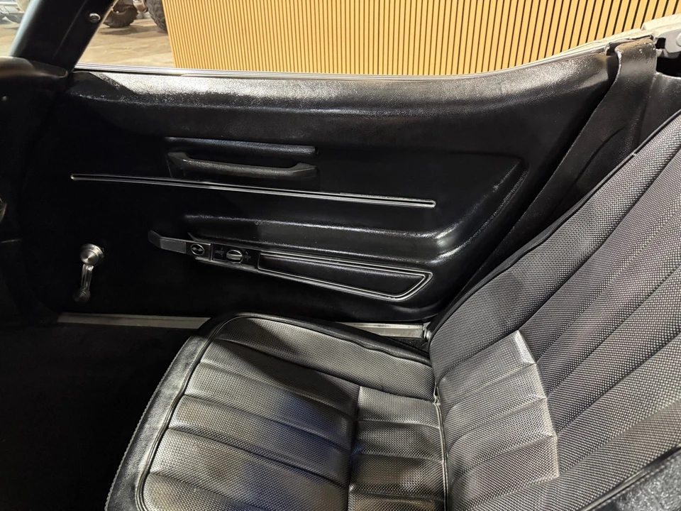 1968 Chevrolet Corvette C3 - Image 19 of 21