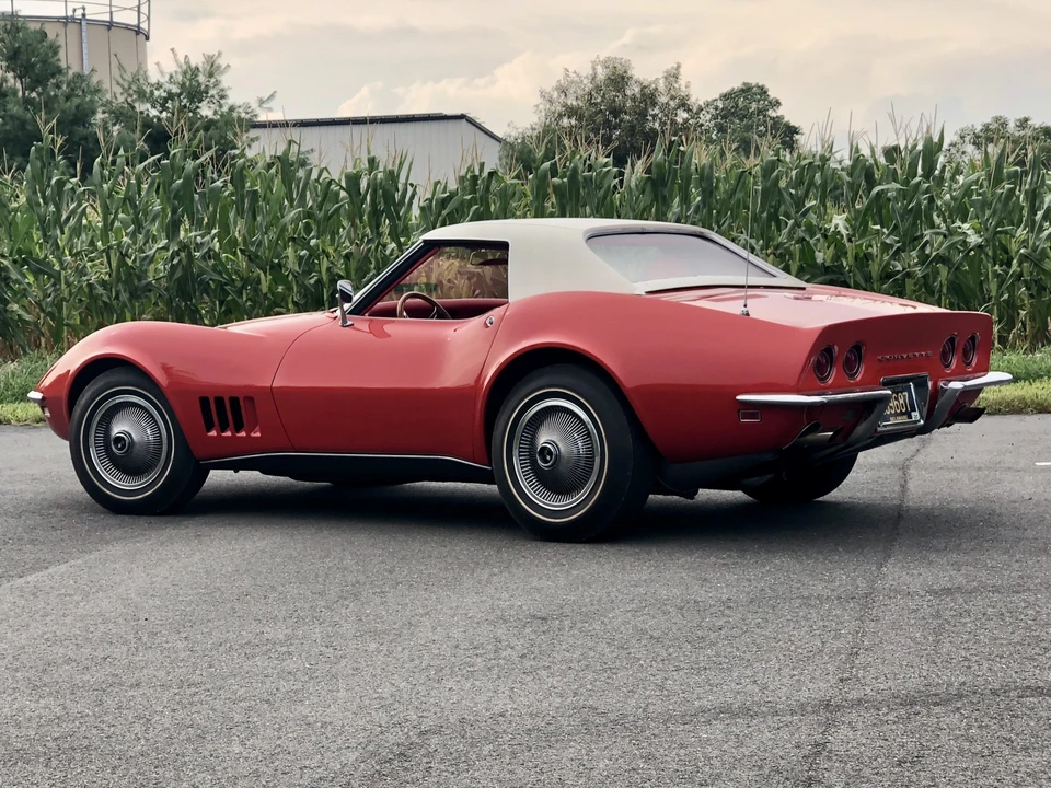 1968 Chevrolet Corvette C3 - Image 15 of 31