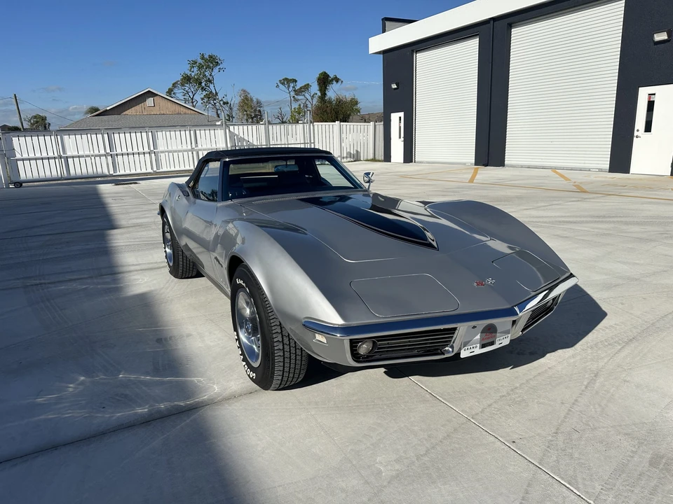 1968 Chevrolet Corvette C3 - Image 12 of 31