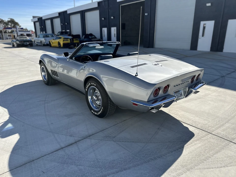 1968 Chevrolet Corvette C3 - Image 8 of 31